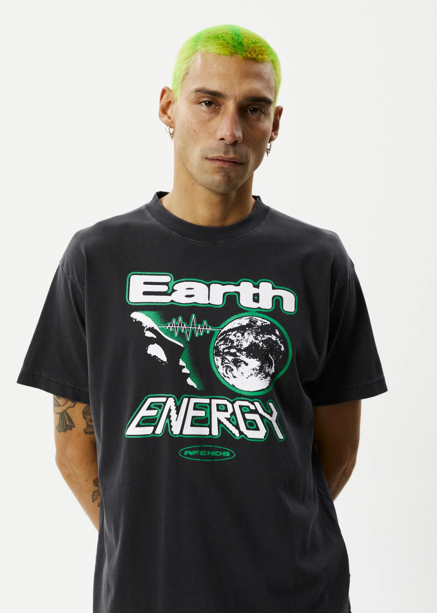 m tops - AFENDS - Earth Energy Recycled Boxy Fit Tee - Nagel wereld