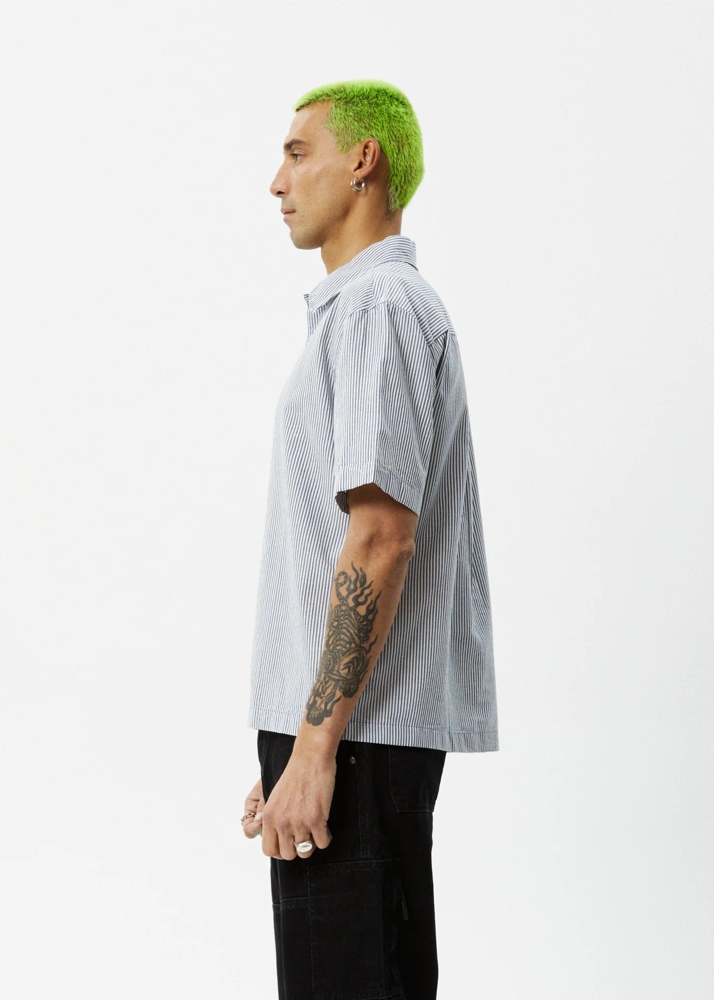 m tops - AFENDS - Intergalactic Recycled Short Sleeve Shirt - Nagel wereld