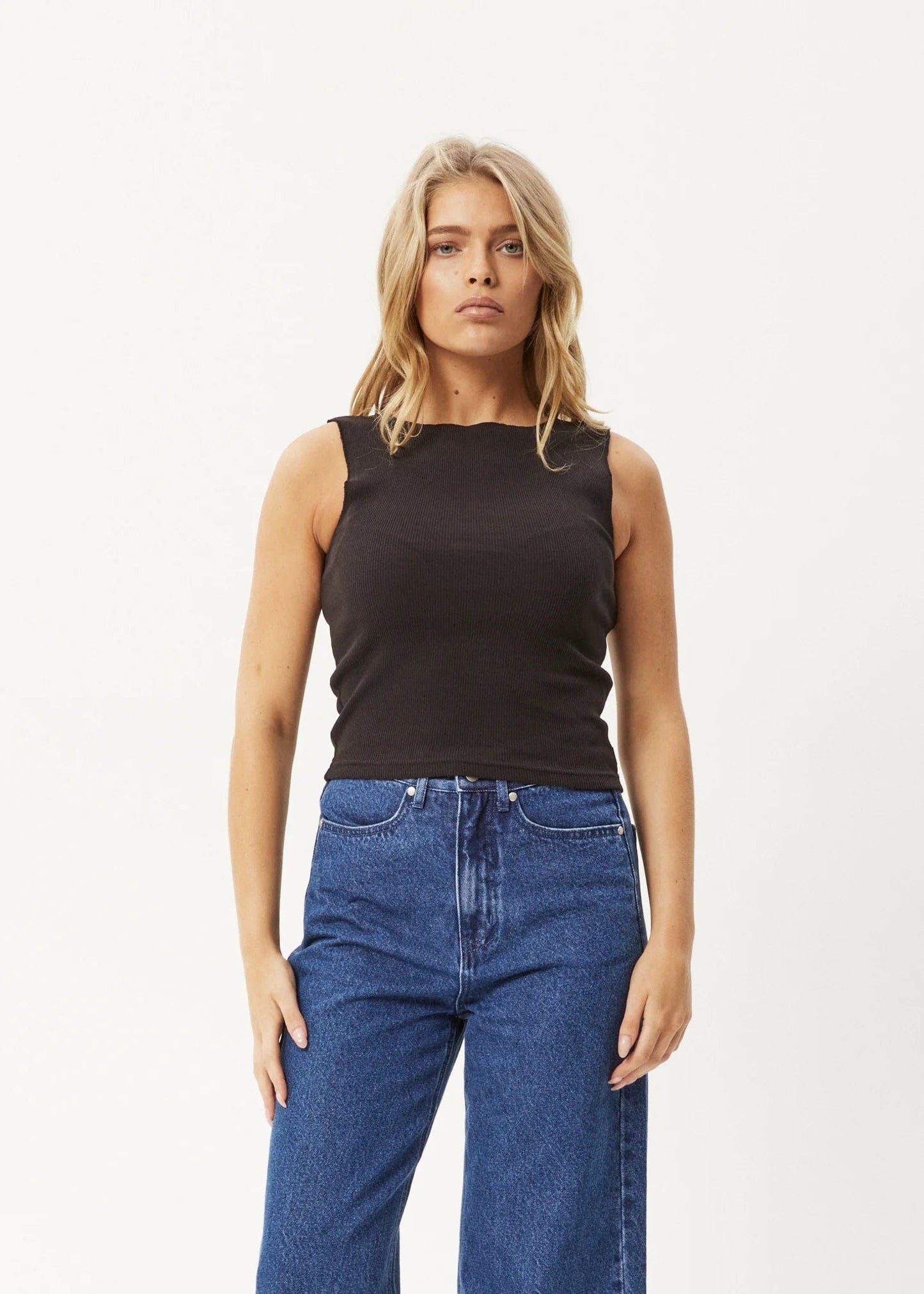 TOPS - AFENDS - Peony Ribbed High Neck Tank - Nagel wereld